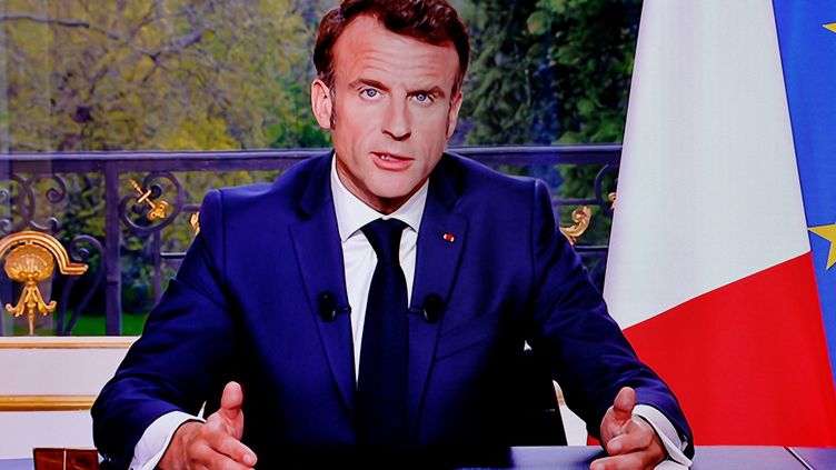 Demande à ChatGPT : Écrire une allocution d’Emmanuel Macron.